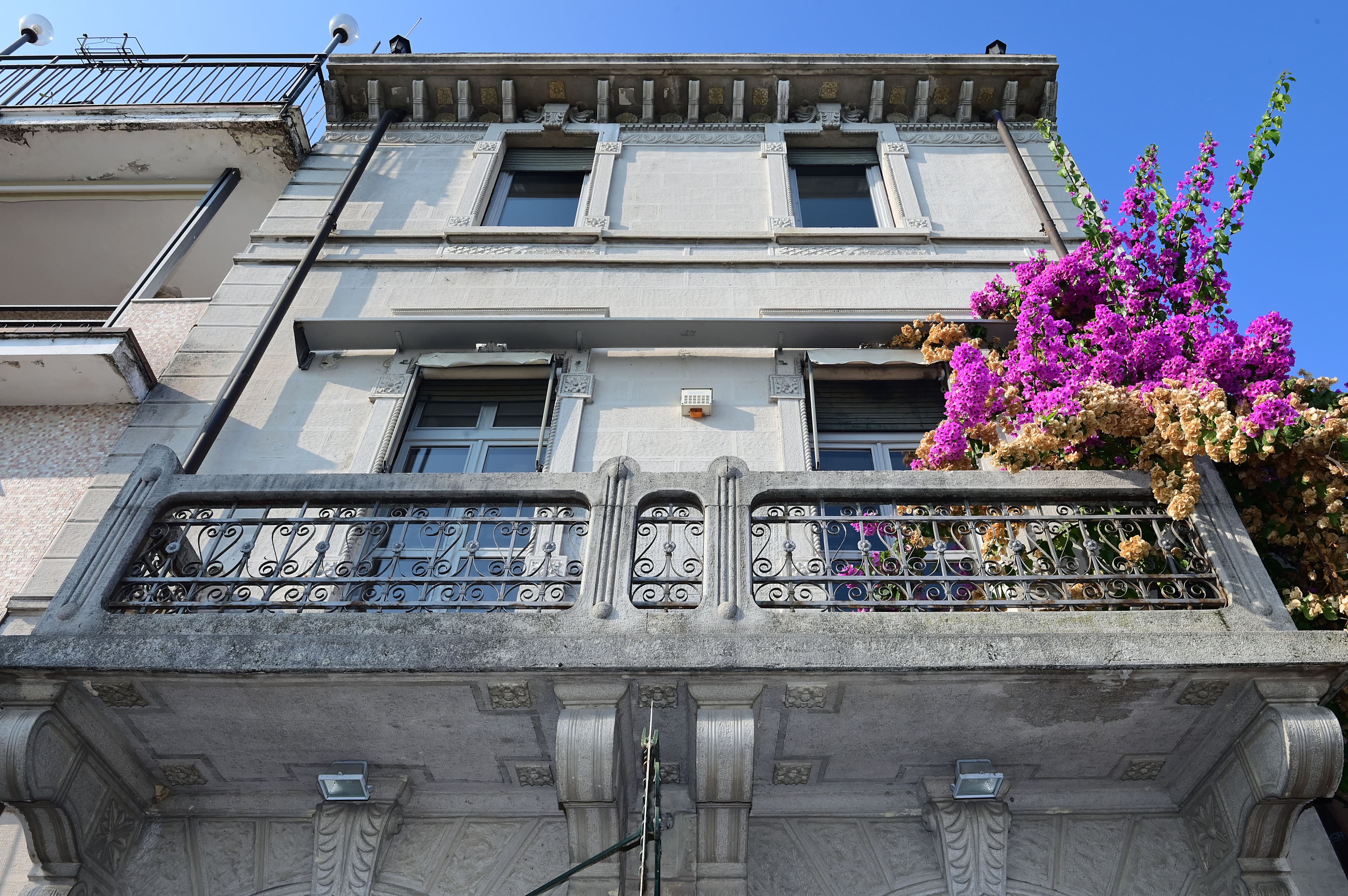 Exceptional Lakefront Residence in Gardone Riviera with Panoramic Roof Terrace