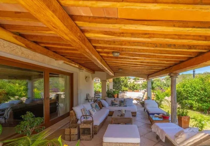 Charming Villa in Pittulongu