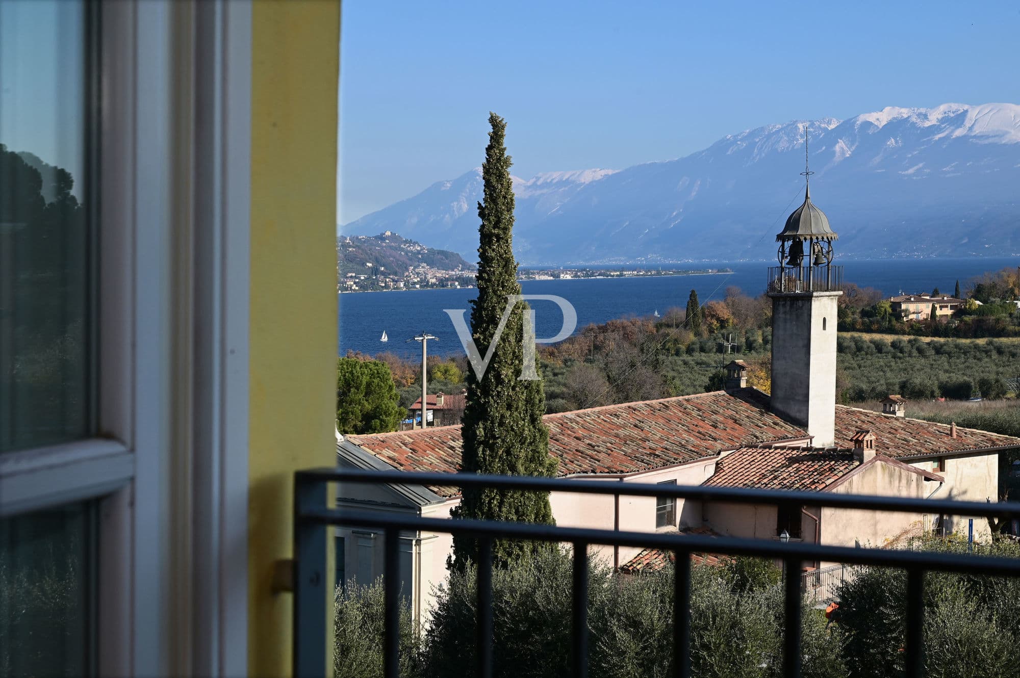 Luxury Lakefront Penthouse for Sale in Cisano di San Felice del Benaco